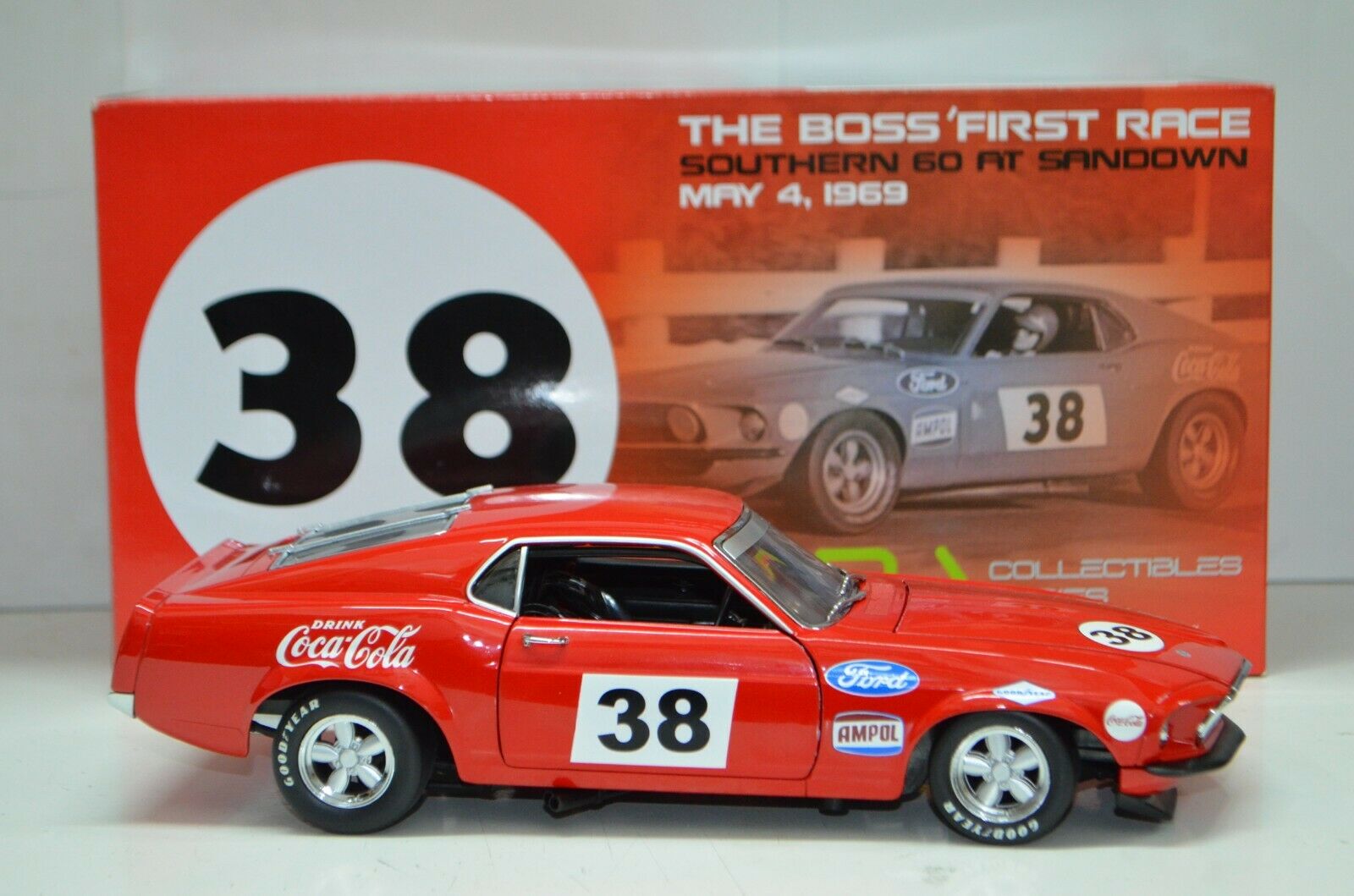 1:18 Allan Moffat's #38 1969 Ford Boss 302 Trans AM Mustang RED