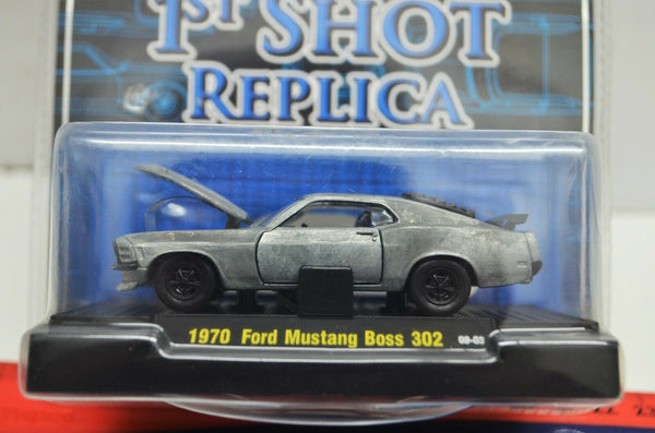 1:64 1970 Ford Mustang Boss 302 1st hot Replica M2 Detroit Muscle Signed On Roof