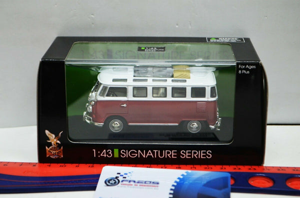 1:43 1962 Volkswagen Microbus w/ Sunroof SignatureSeries Lucky Diecast VW Maroon