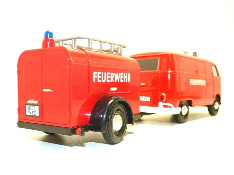 1:24 Scale Volkswagen - T2 Van Fire Truck With Trailer Red Diecast Motor Max