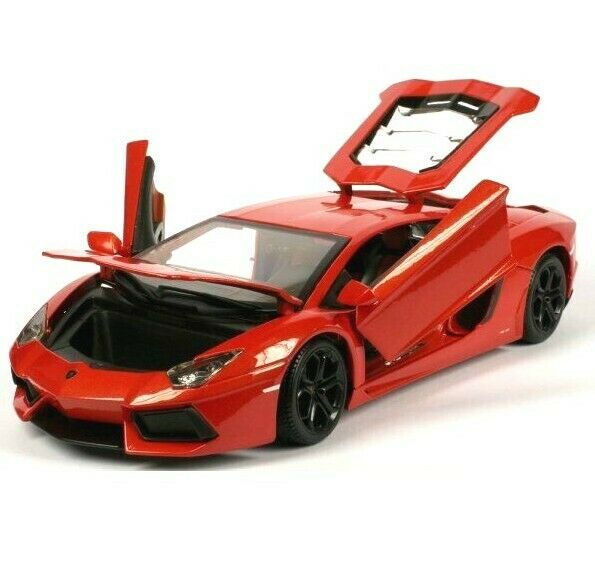 1:18 Scale Lamborghini Aventador LP 700-4 Red Burago Diecast #18-11033