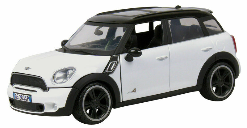 1/24 Scale Mini Cooper S Countryman White Motormax Diecast Model Car