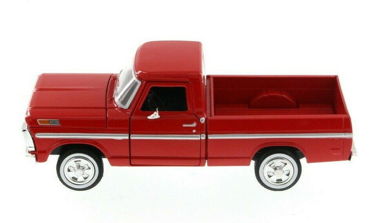 1:24 Scale 1969 Ford F-100 Pickup Red American Classics Diecast Motor Max